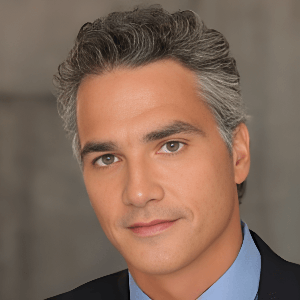 Ian Wallach